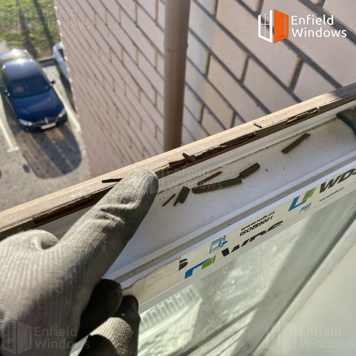 Ущільнювач в пластикових вікнах зруйнувався як поміняти ущільнювач на пластикових вікнах
