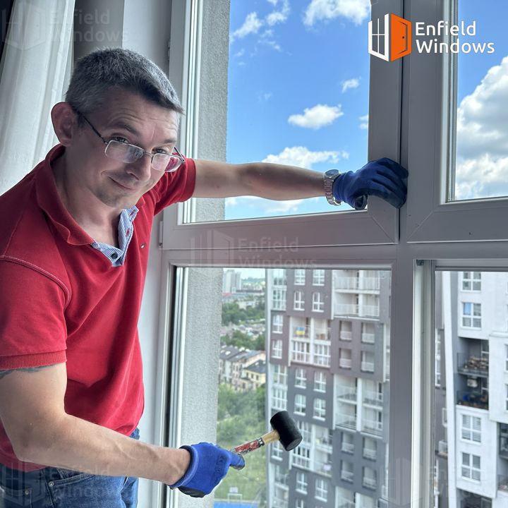 майстер по ремонту вікон Львів