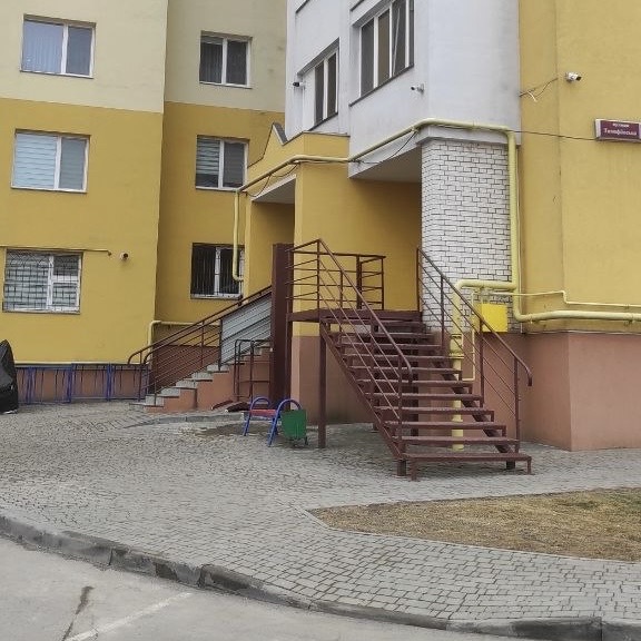 точка видачі москітних сіток у Вінниці